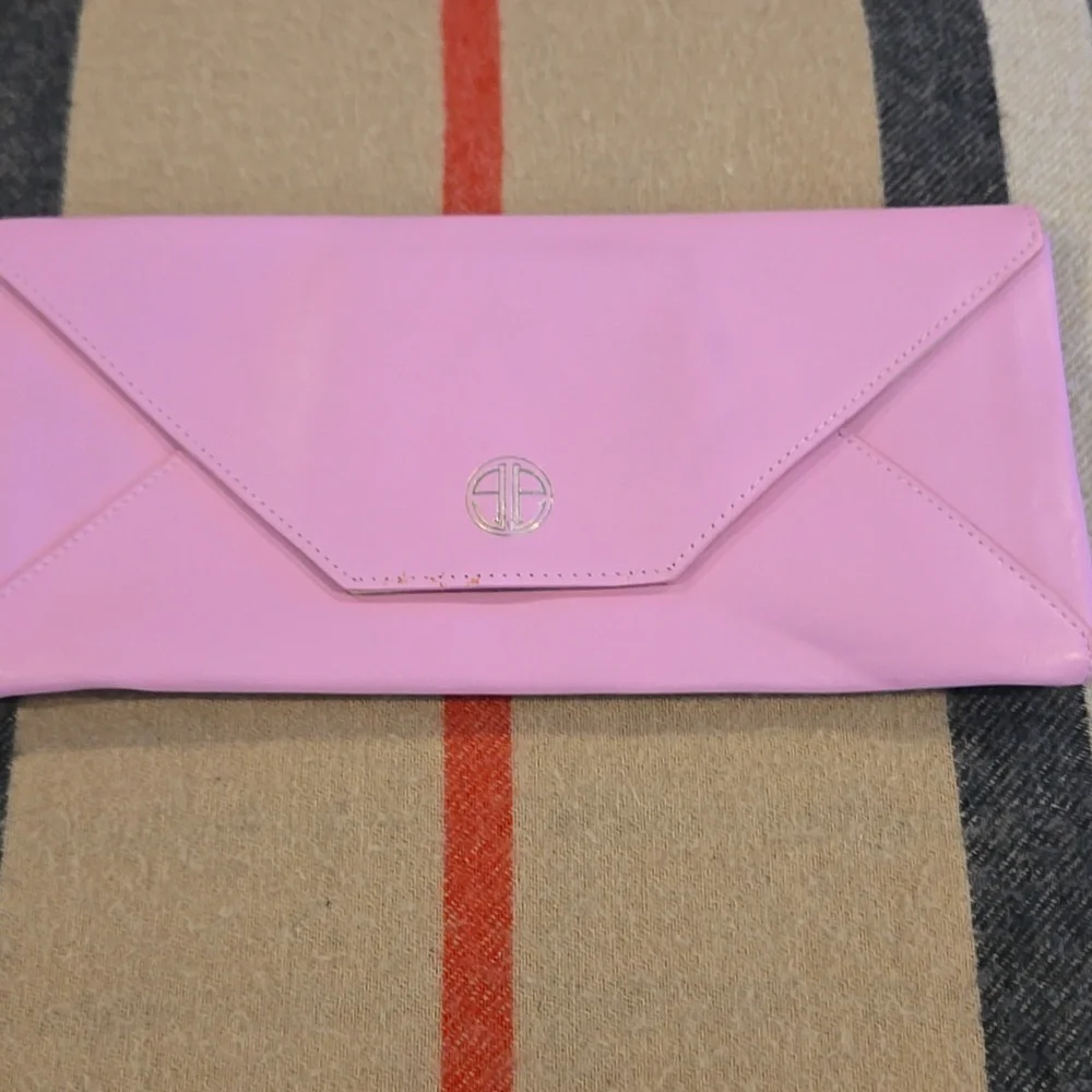 Lilly Pulitzer Rare PinkGreen Leather Clutch NWOT - Picture 7 of 11